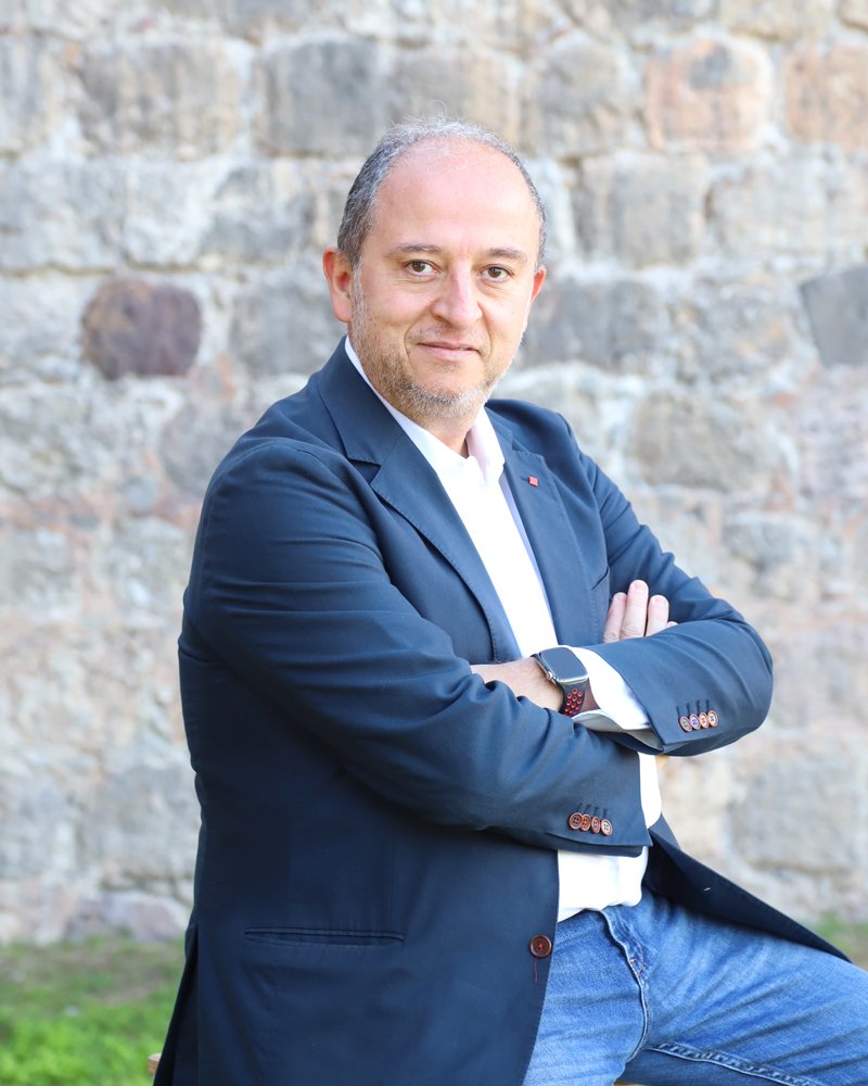 Alfonso Martínez – Vicepresidente del Senado Romano Alfonso Martínez - Vicepresidente del Senado Romano