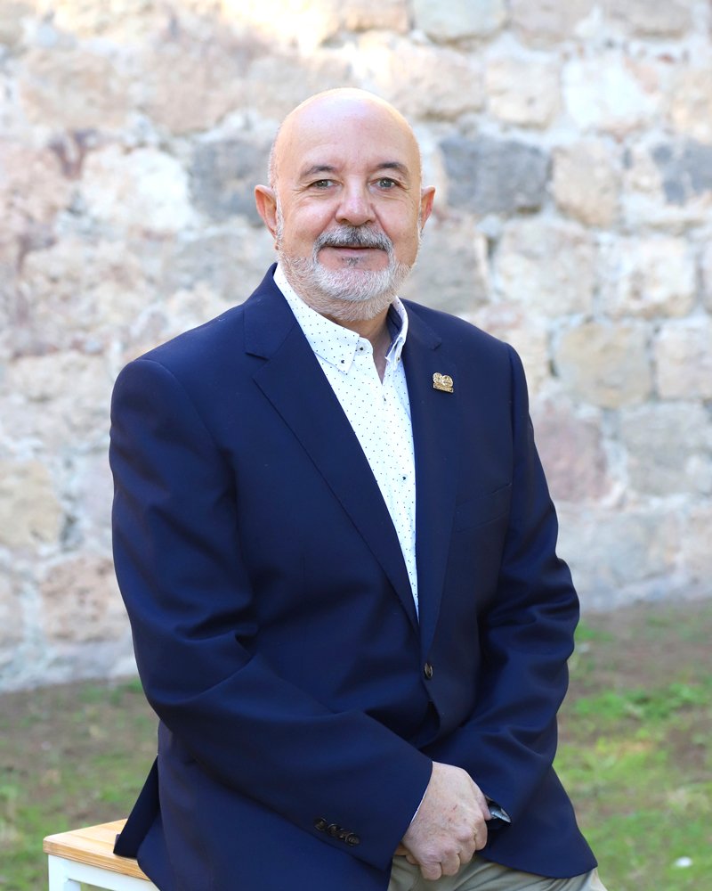 Lazaro García – Secretario General Lazaro García - Secretario General